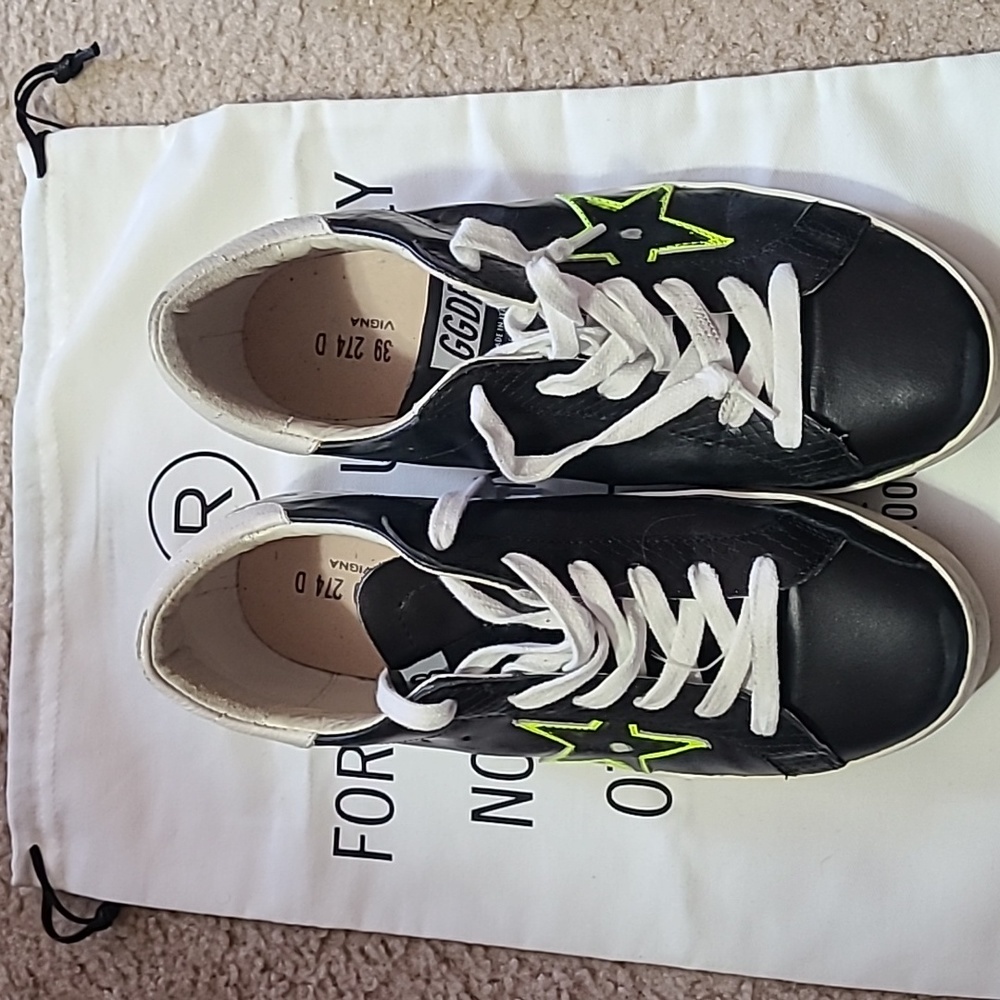 Golden Goose Sneakers